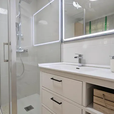 Gran Sol Sea Front Apartment *